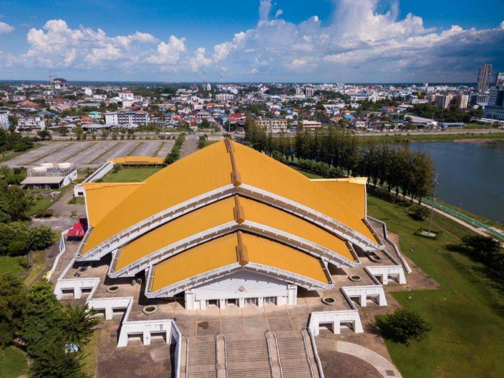 Phanthipha Residence Хон Каен Экстерьер фото